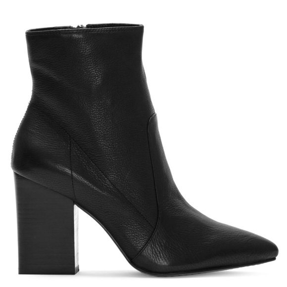 ❌SOLD Vince Camuto Sakinah Suede Ankle Boots - Picture 3 of 4